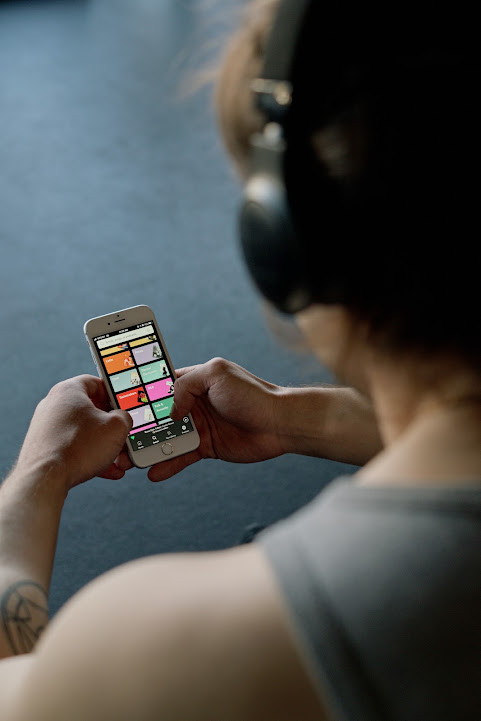 8 things to consider while integrating Mobile Rewarded Surveys